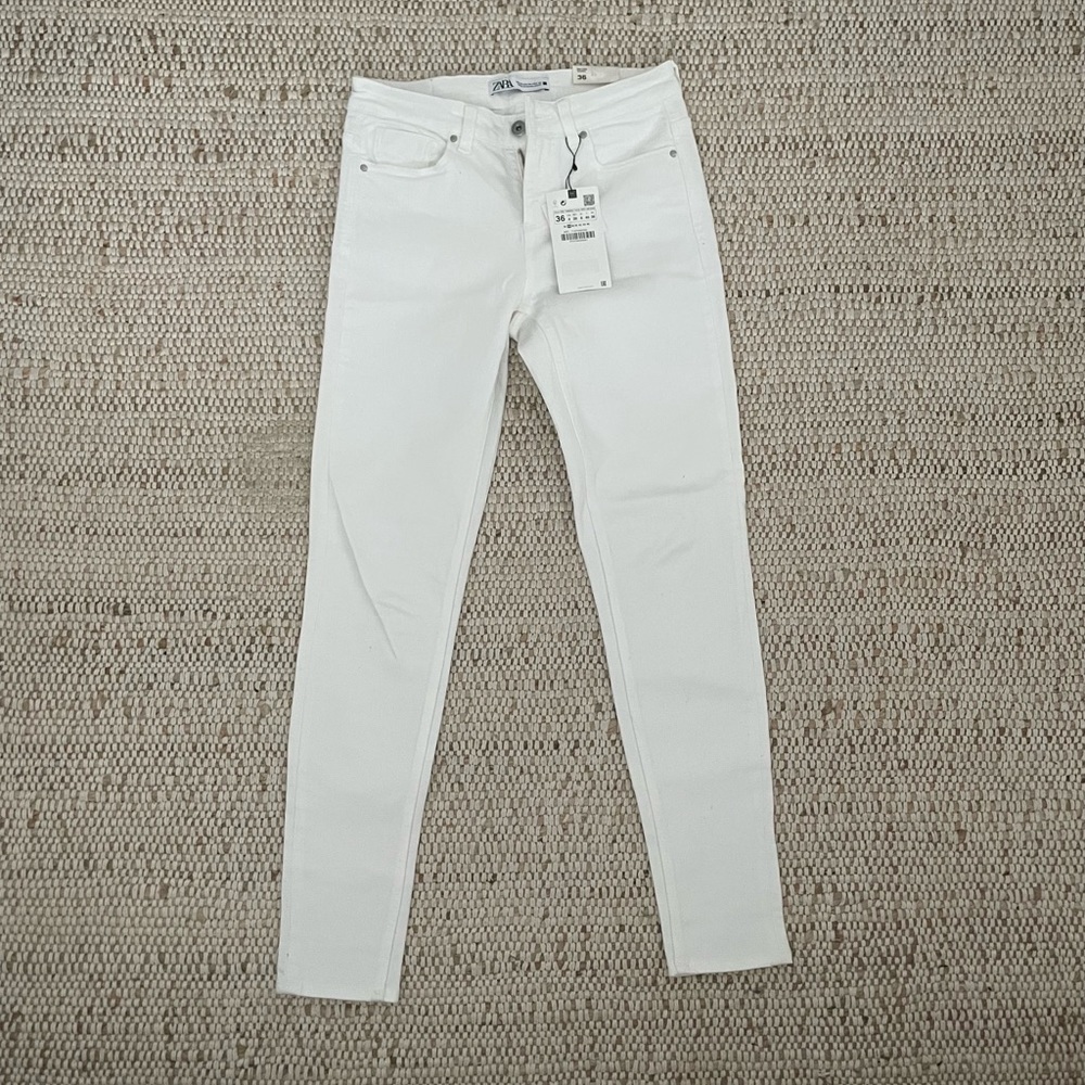 Zara white mid rise skinny jeans EUR 36 USA 04